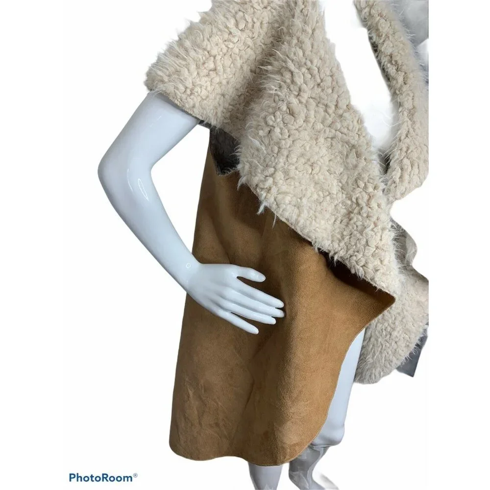 Akira Chicago OS Brown Faux-Suede Vest Jacket NEW - Picture 2 of 5